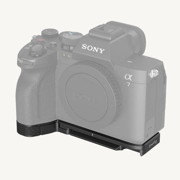 SmallRig 3666B Baseplate for Sony a7R V / 7IV