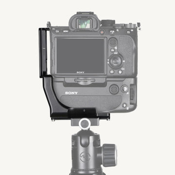 Sunwayfoto PSL-A7RIVG L-Bracket for Sony a7RIV / a9II